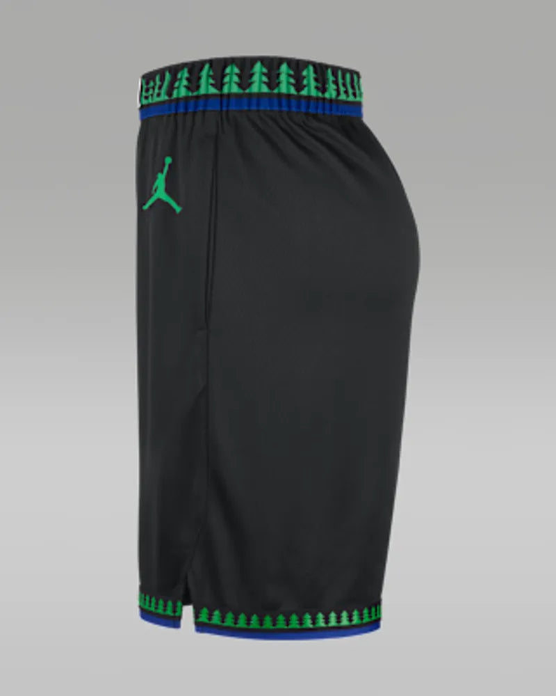 Black/Gym Green