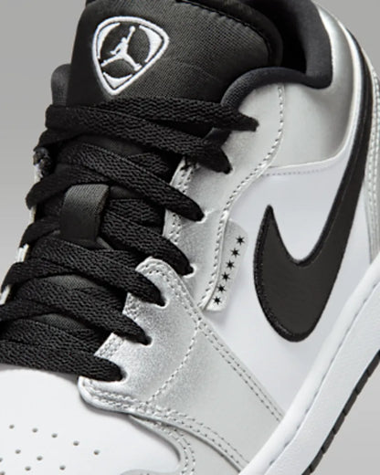 White/White/Metallic Silver/Black