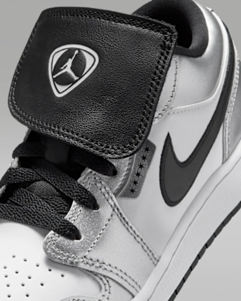 White/White/Metallic Silver/Black