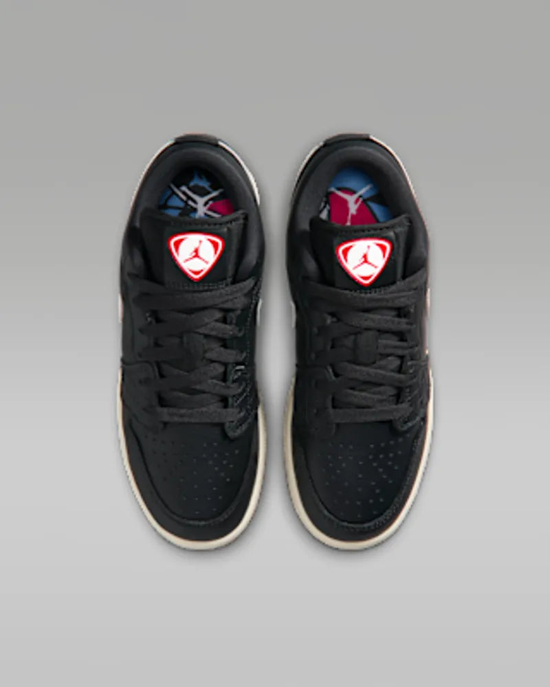 Off Noir/University Red/Game Royal/Sail