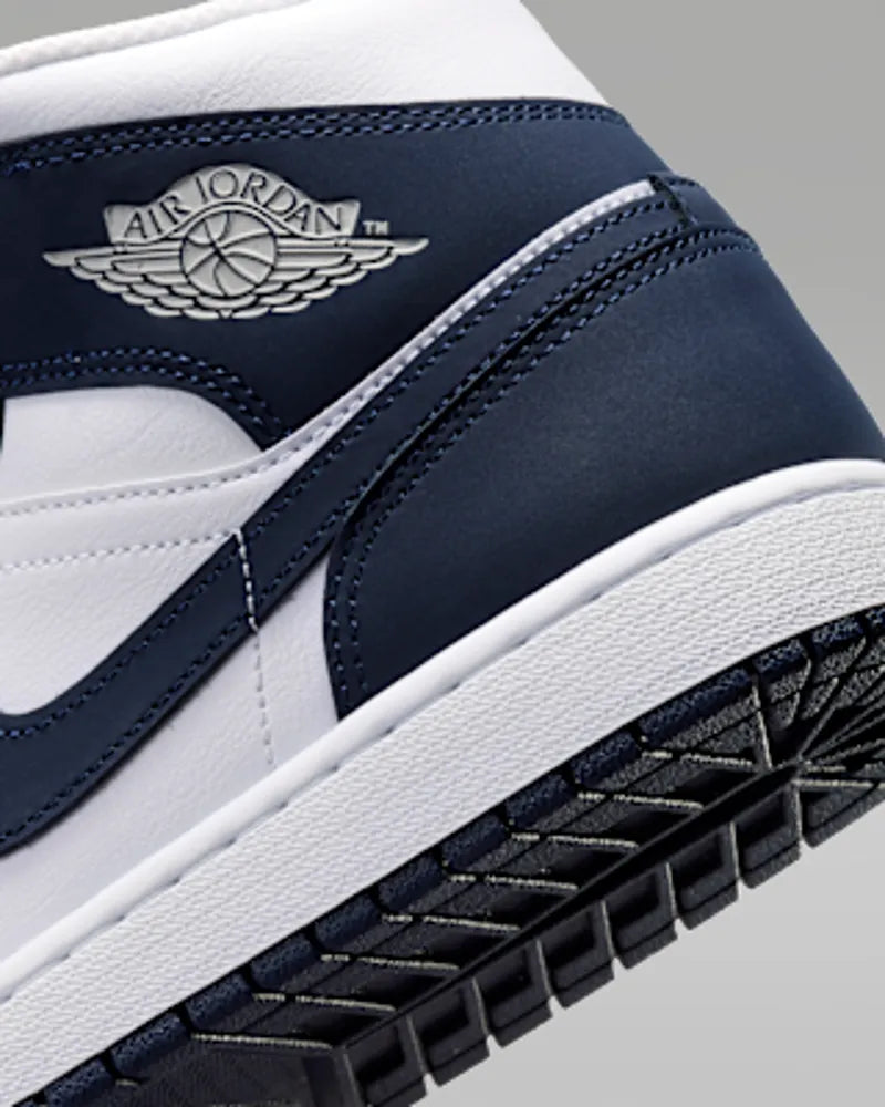 Obsidian/White/Grey Fog/Obsidian