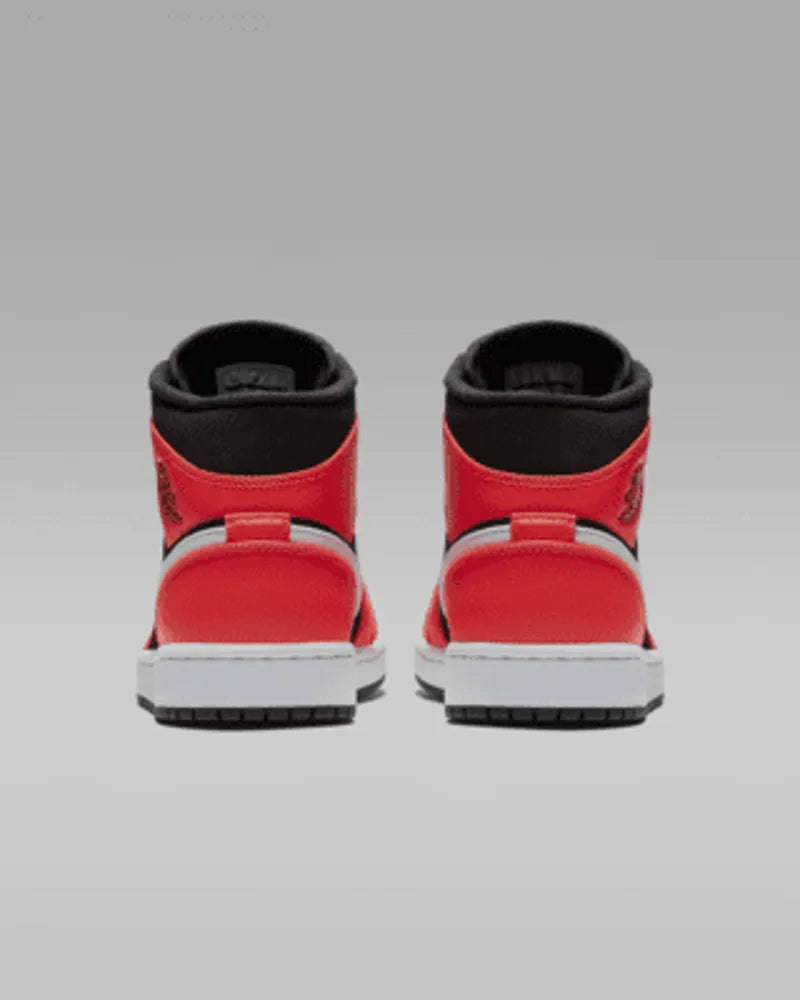 Black/White/Infrared 23