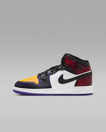 True Red/White/Court Purple/Black