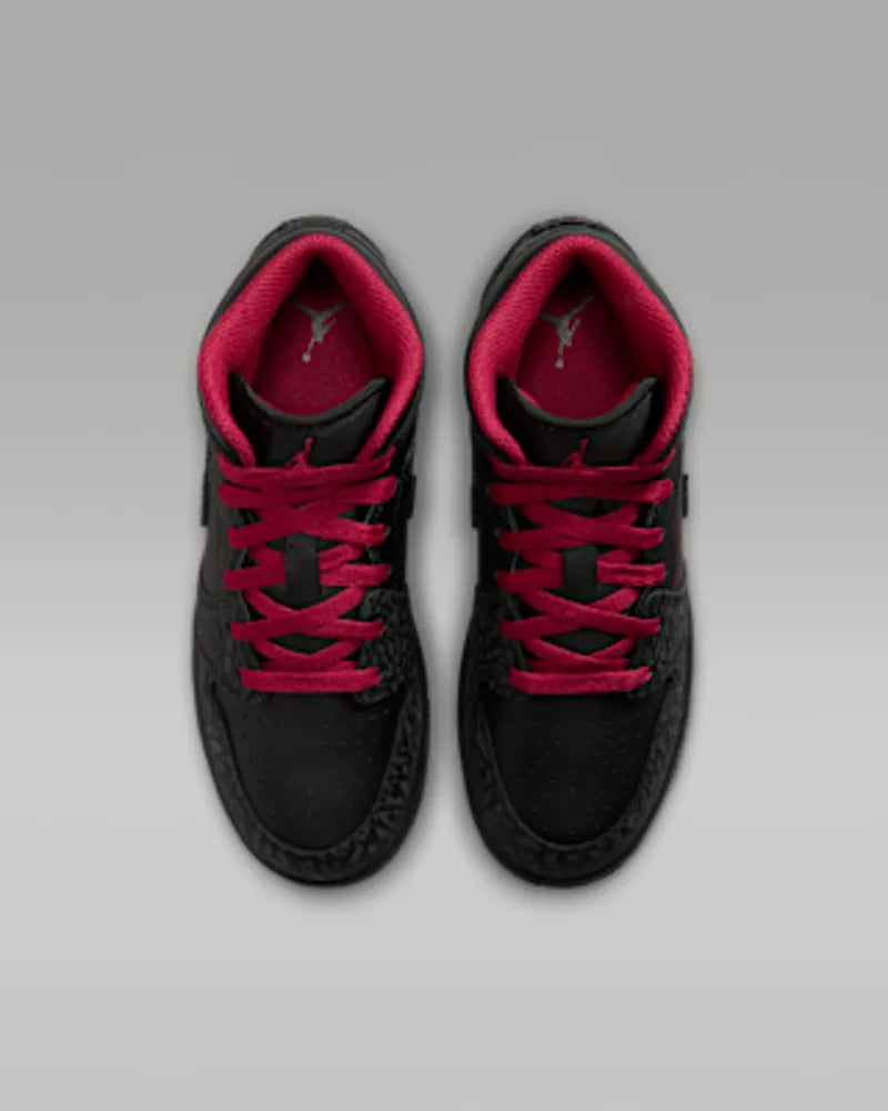 Black/Black/Tough Red