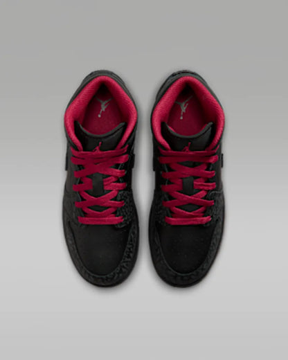Black/Black/Tough Red