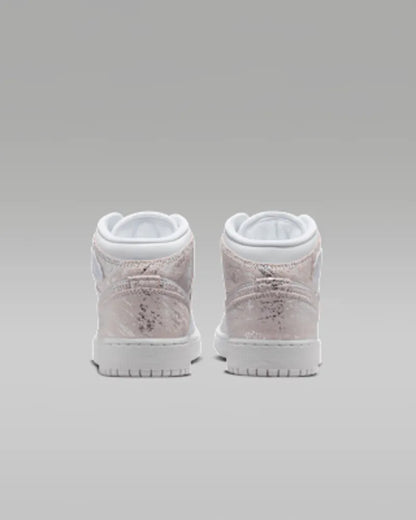 White/White/White/Field Silver