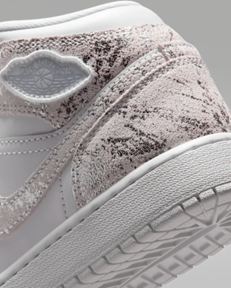 White/White/White/Field Silver
