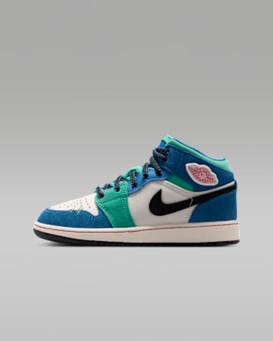 Chalk/True Blue/Kinetic Green/University Red