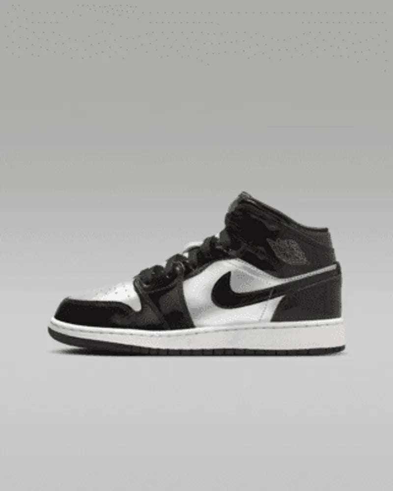 Black/Metallic Silver/Sail/Metallic Gold