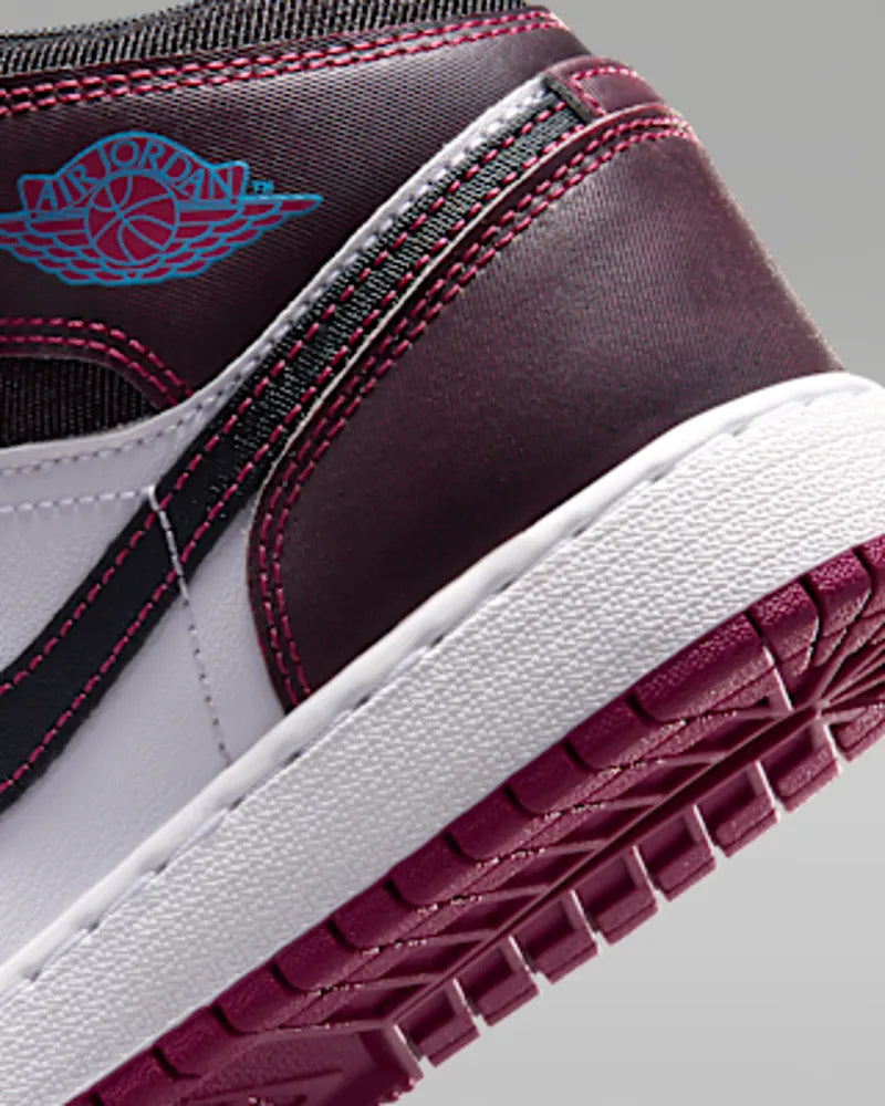 Sweet Beet/Off Noir/White/Desert Pink