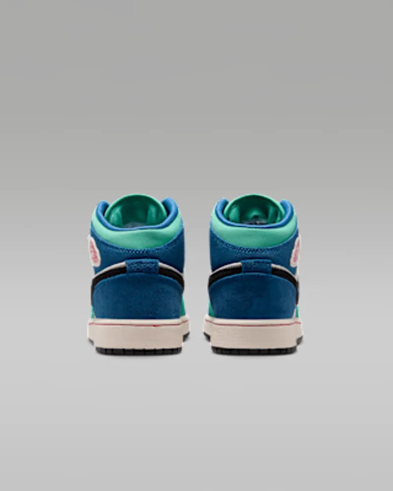 Chalk/True Blue/Kinetic Green/University Red