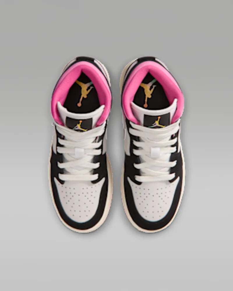 Black/Sail/Pinksicle/University Gold