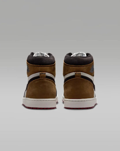 Shadow Brown/Light British Tan/Team Red