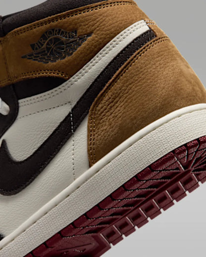 Shadow Brown/Light British Tan/Team Red
