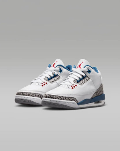 White/True Blue/Cement Grey/Fire Red