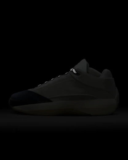Photon Dust/Flint Grey/Wolf Grey