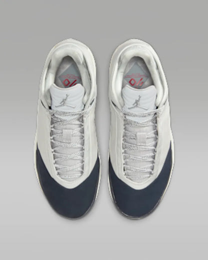 Photon Dust/Flint Grey/Wolf Grey