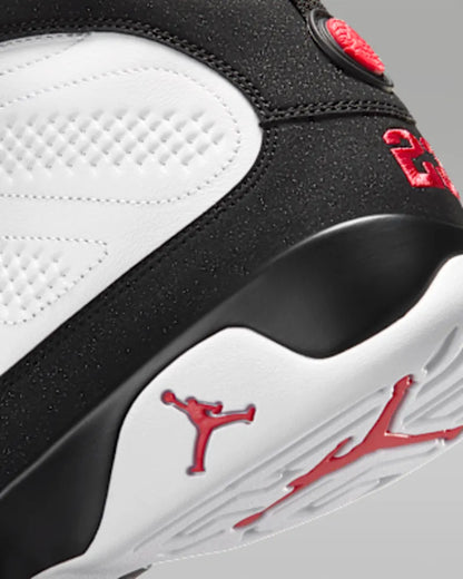 White/Black/True Red
