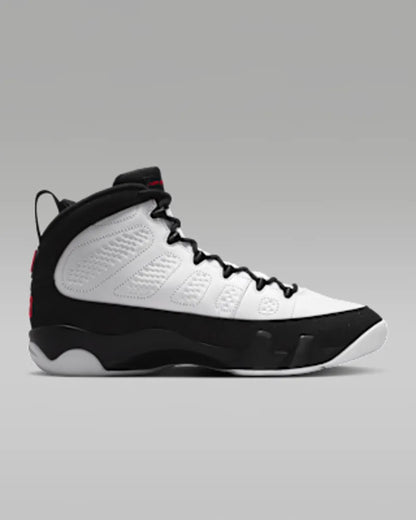 White/Black/True Red