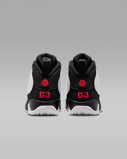 White/Black/True Red