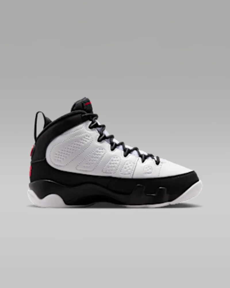 White/Black/True Red