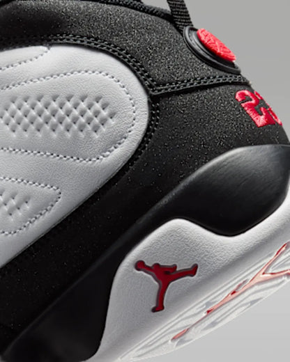 White/Black/True Red