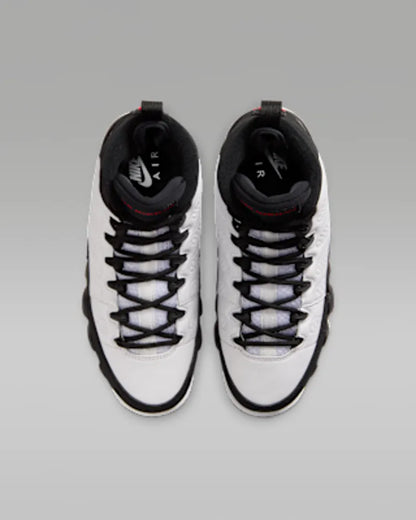White/Black/True Red