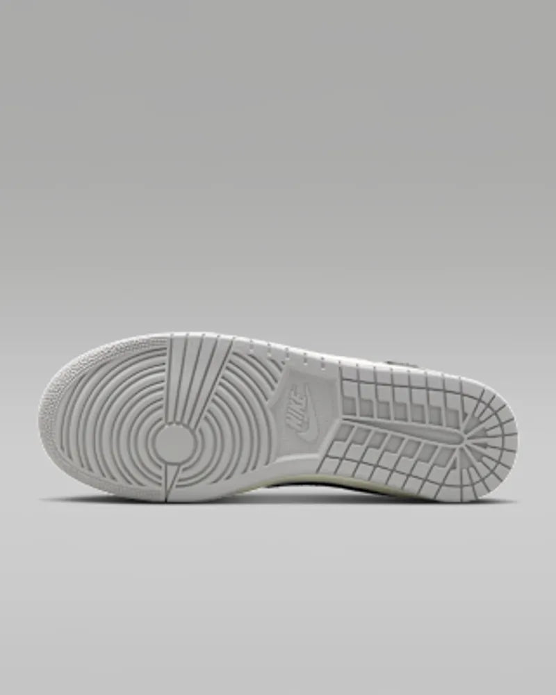 Summit White/Light Smoke Grey/Neutral Grey/Black