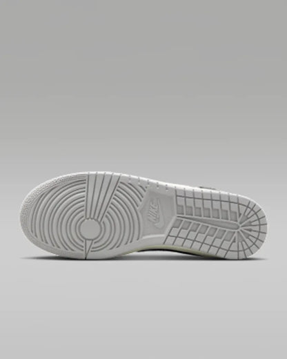 Summit White/Light Smoke Grey/Neutral Grey/Black