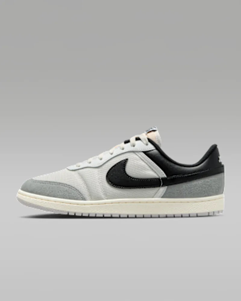 Summit White/Light Smoke Grey/Neutral Grey/Black