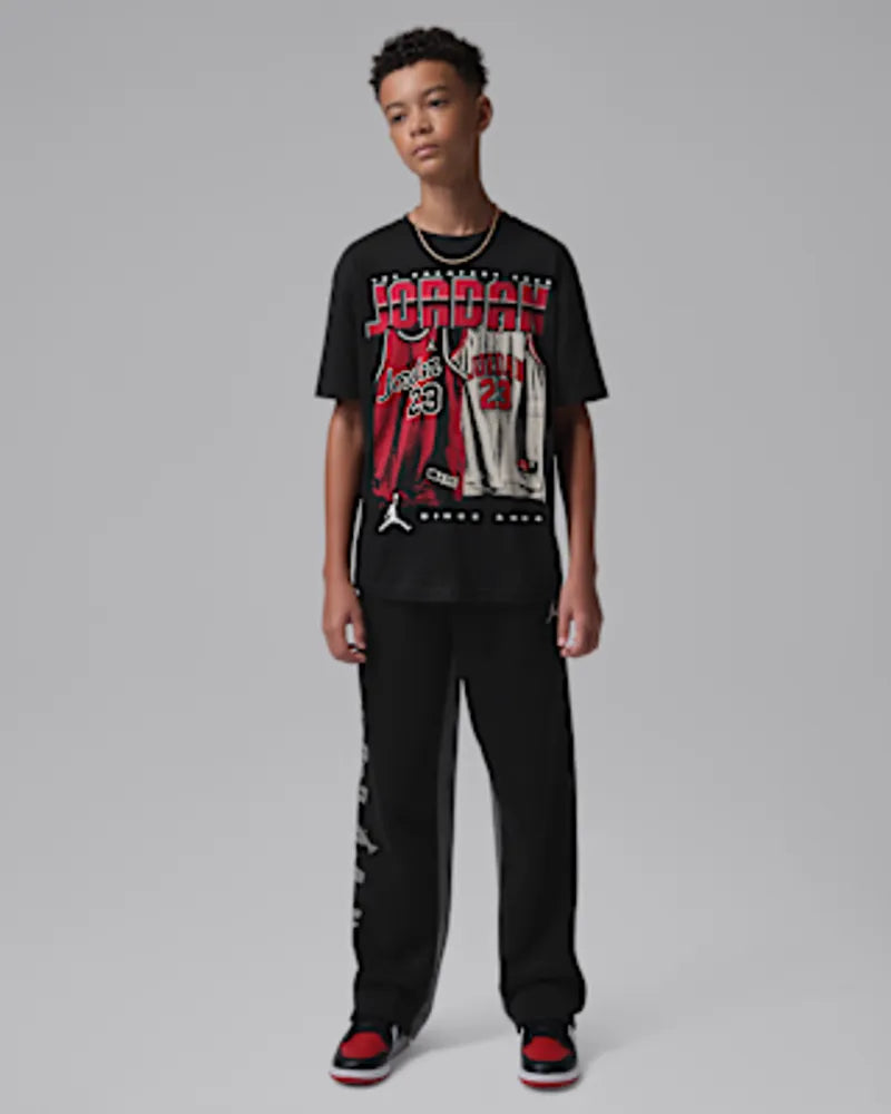 Black/Red/White/White
