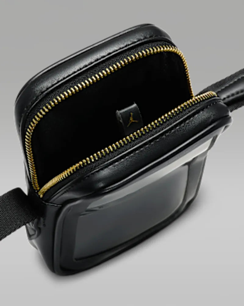 Black/Gold/Black