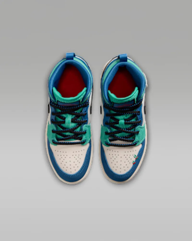 Chalk/True Blue/Kinetic Green/University Red