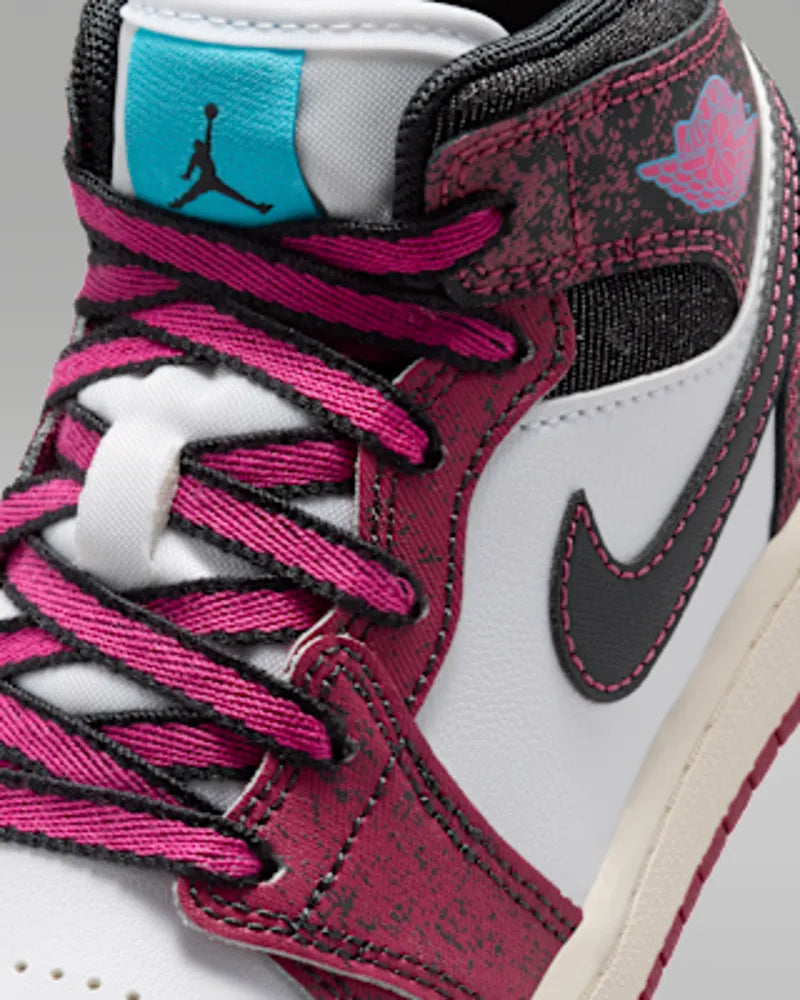 Sweet Beet/Off Noir/White/Desert Pink