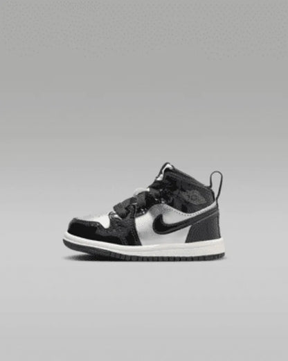 Black/Metallic Silver/Sail/Metallic Gold
