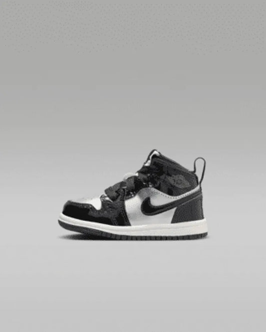 Black/Metallic Silver/Sail/Metallic Gold