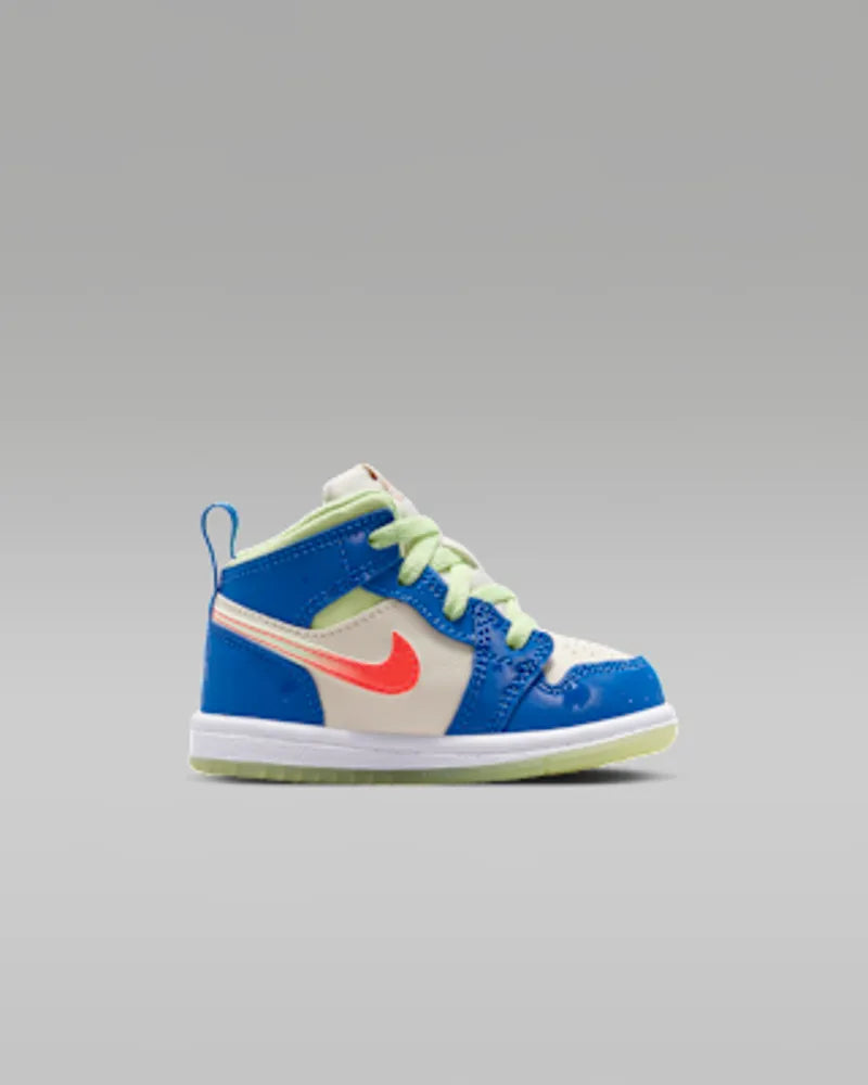 Game Royal/Barely Volt/Infrared 23/Pale Ivory