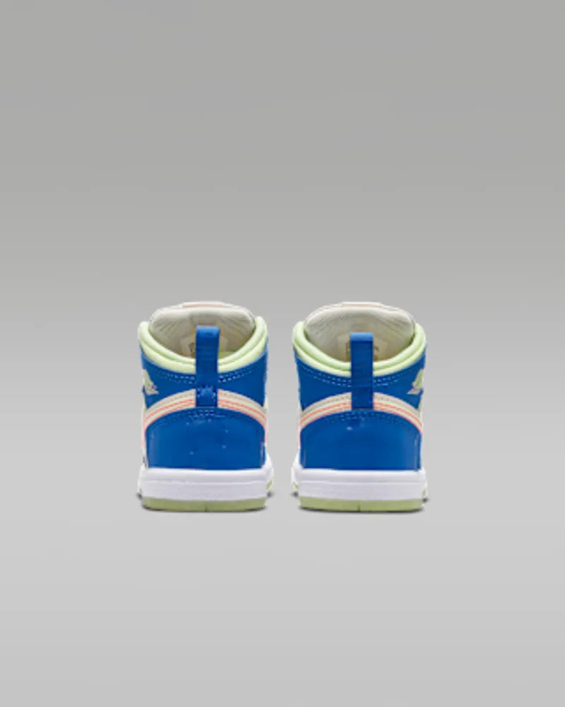 Game Royal/Barely Volt/Infrared 23/Pale Ivory