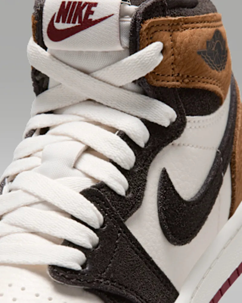 Shadow Brown/Light British Tan/Light British Tan/Team Red