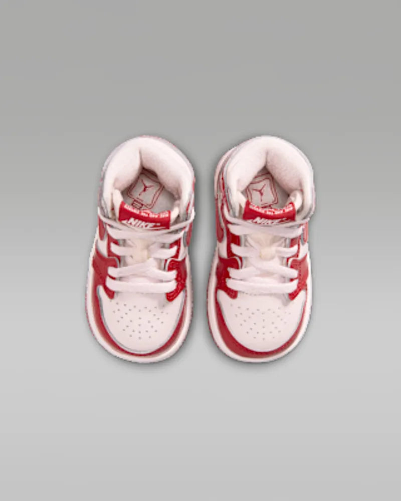 University Red/Light Soft Pink/Metallic Silver