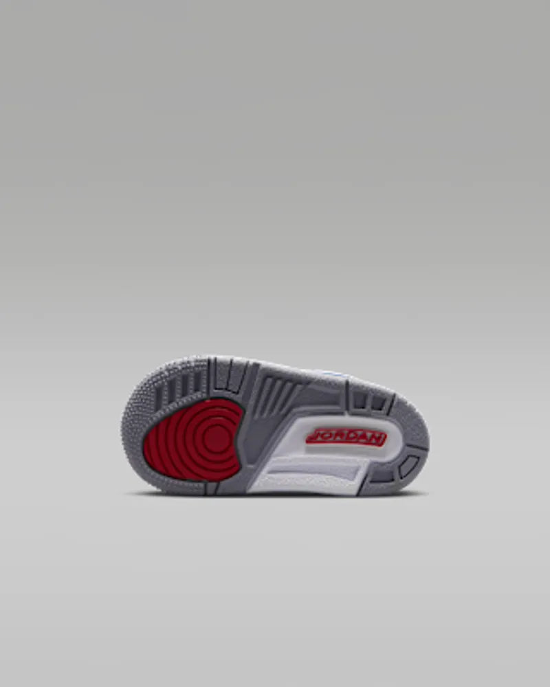 White/True Blue/Cement Grey/Fire Red