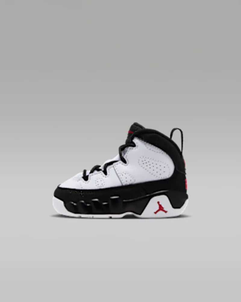 White/Black/True Red
