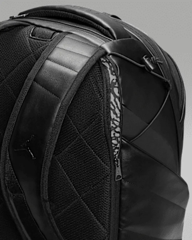 Black/Black/Black/Metallic Silver