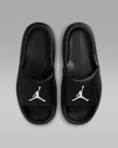 Black/White