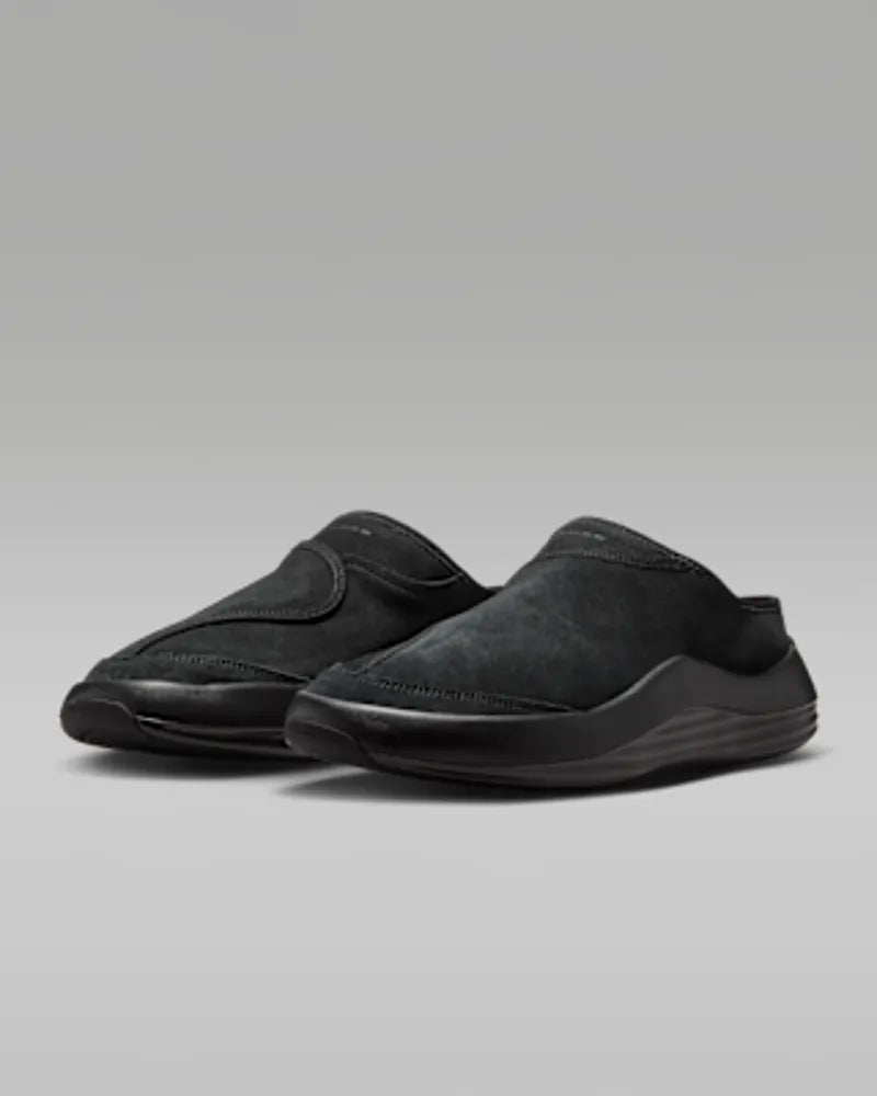 Black/Dark Smoke Grey