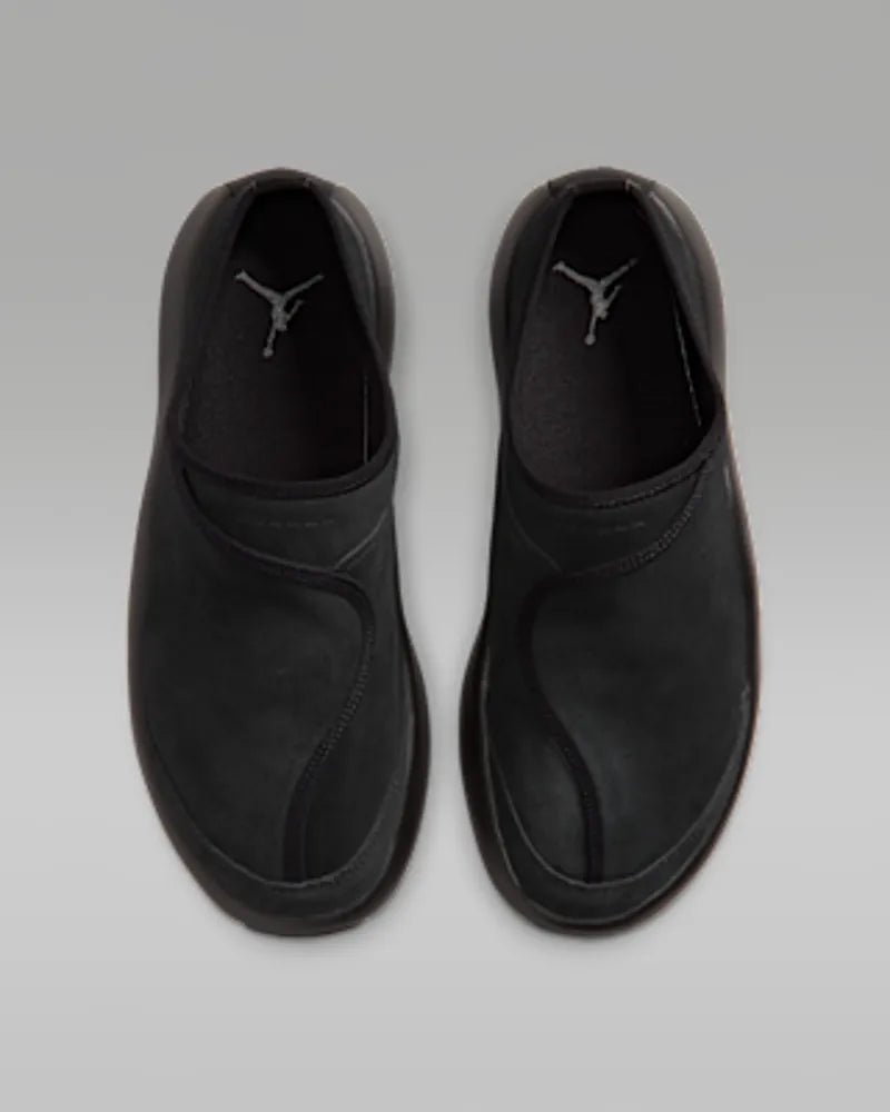 Black/Dark Smoke Grey
