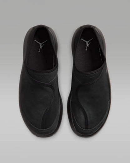 Black/Dark Smoke Grey