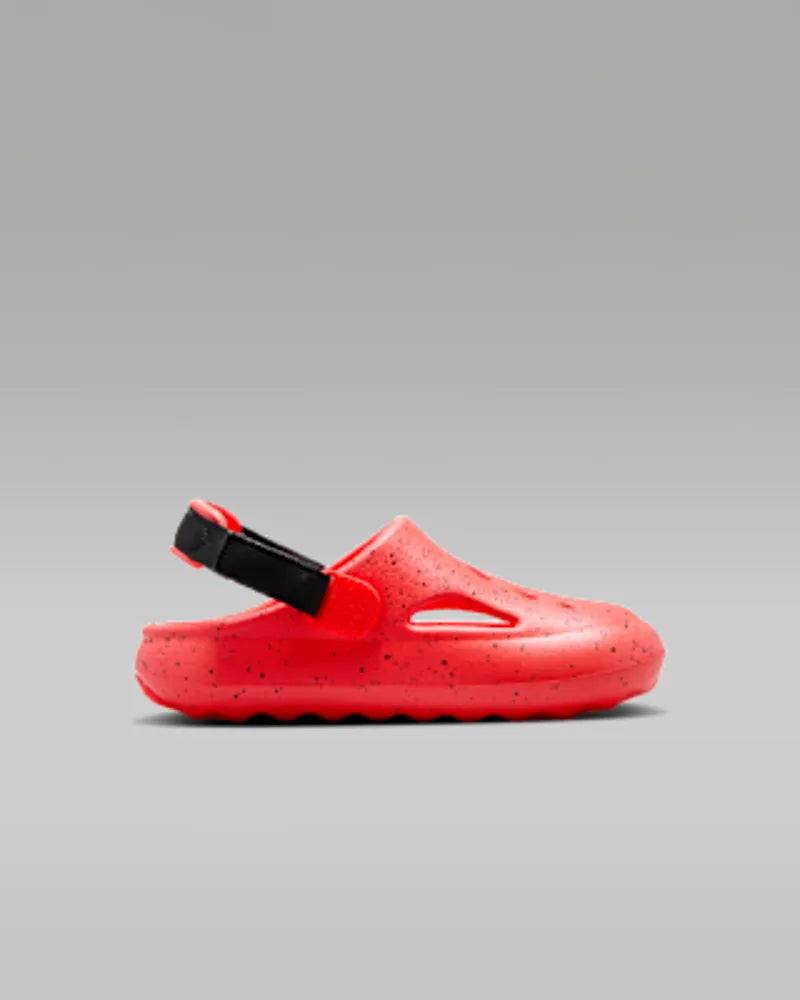 Infrared 23/Barely Volt/Black