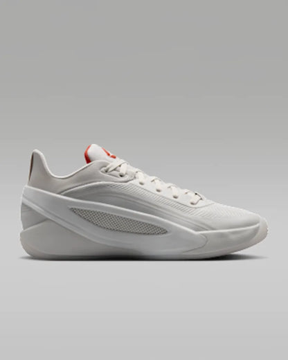 Swan/Phantom/White/Picante Red