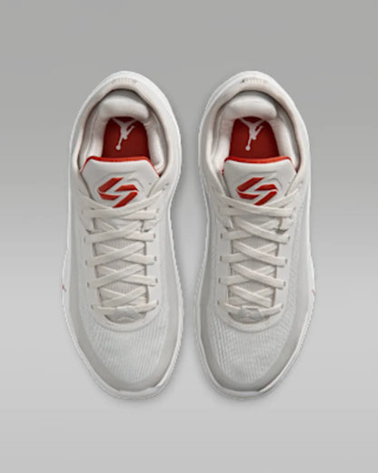 Swan/Phantom/White/Picante Red